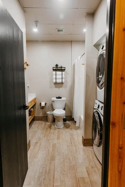 Dockside Suites photo 23