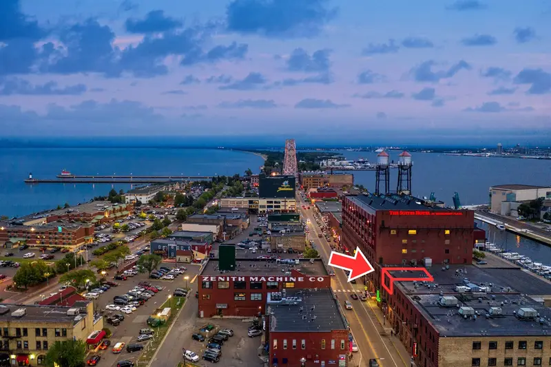 Marine Iron at The Brix in Canal Park, Duluth, photo 5